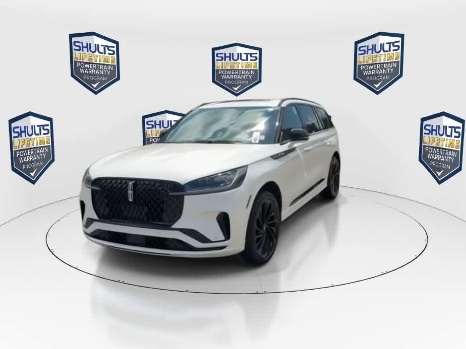 Used 2026 Lincoln Aviator Reserve w/ Jet Appearance Package AWD/4WD image 3