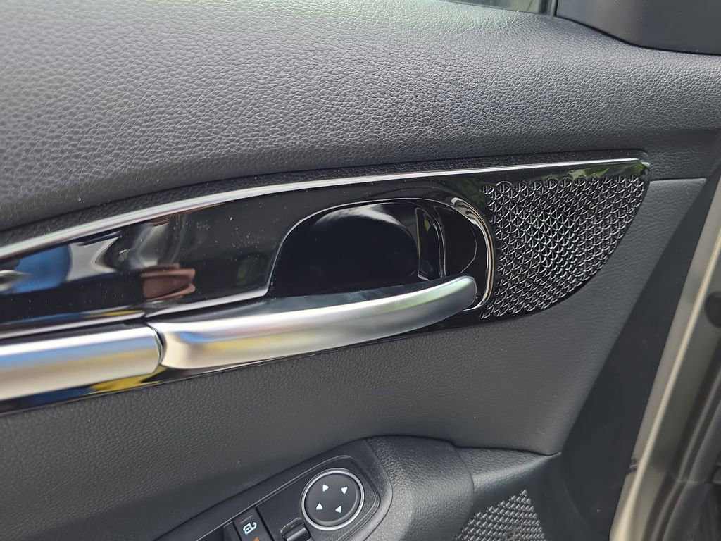 New 2026 Kia Seltos S FWD image 18
