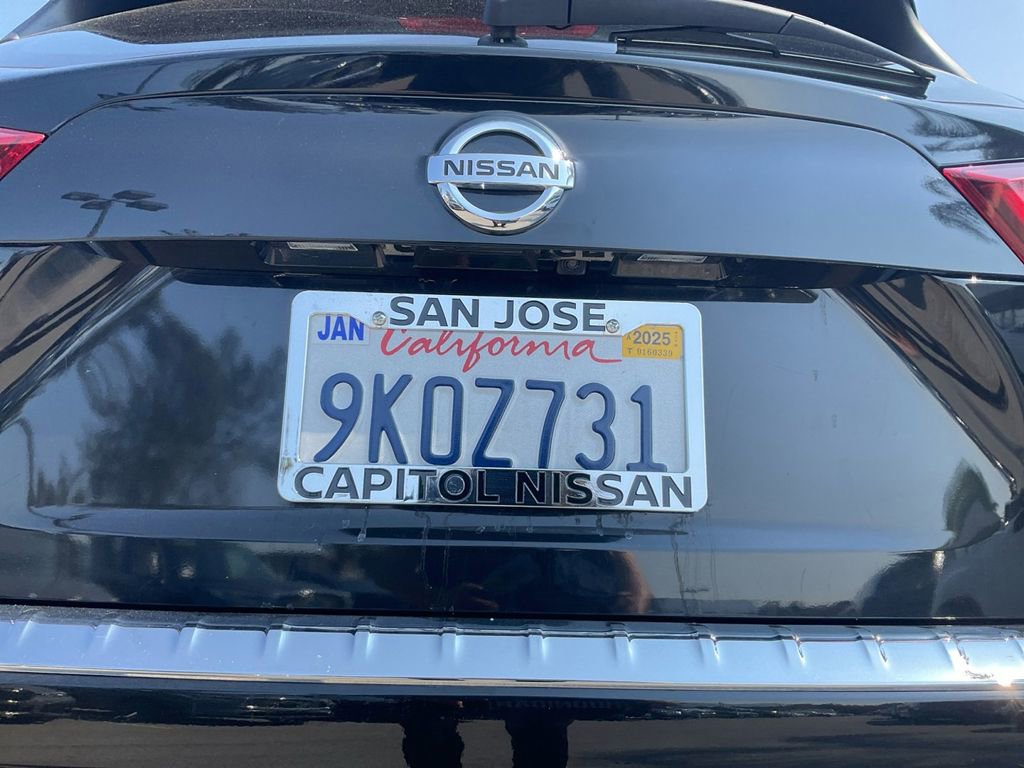 Used 2020 Nissan Rogue Sport SV image 11