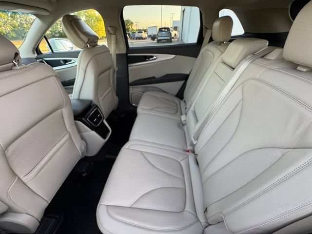 Used 2020 Lincoln Nautilus FWD w/ Equipment Group 101A image 30