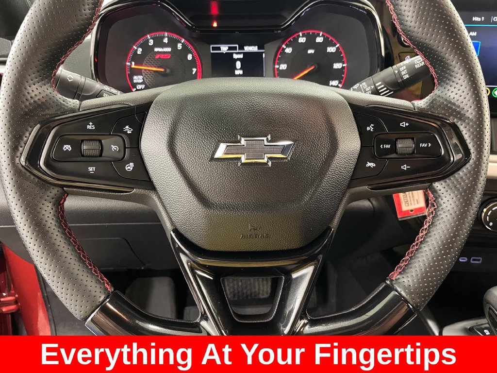 Used 2024 Chevrolet Trax RS w/ Driver Confidence Package FWD image 4