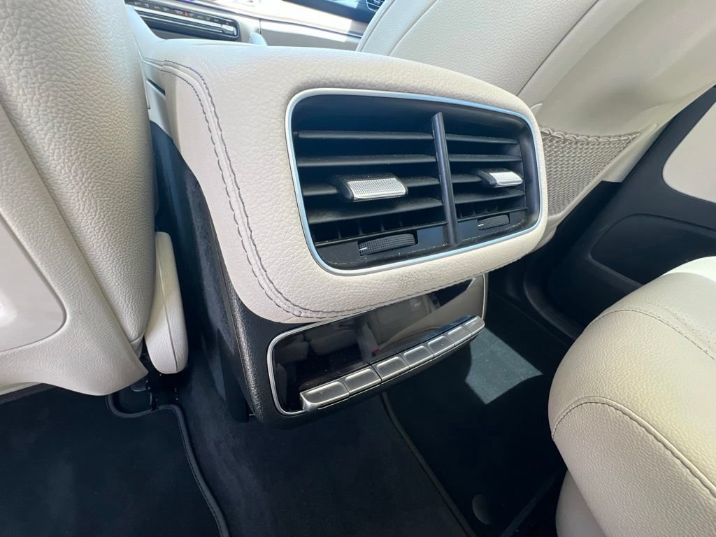 Used 2022 Mercedes-Benz GLS 450 4MATIC image 31