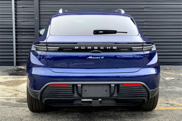 Certified 2024 Porsche Macan 4 Electric image 9