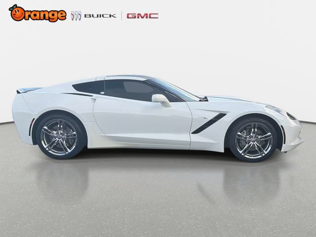 Used 2017 Chevrolet Corvette Stingray Coupe w/ 1LT RWD image 2
