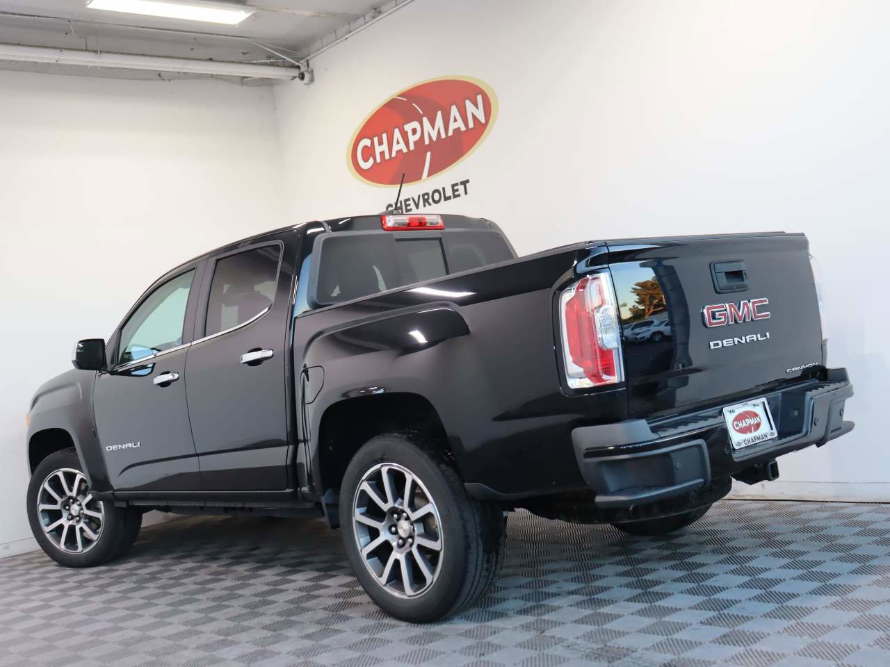 Used 2021 GMC Canyon Denali image 4