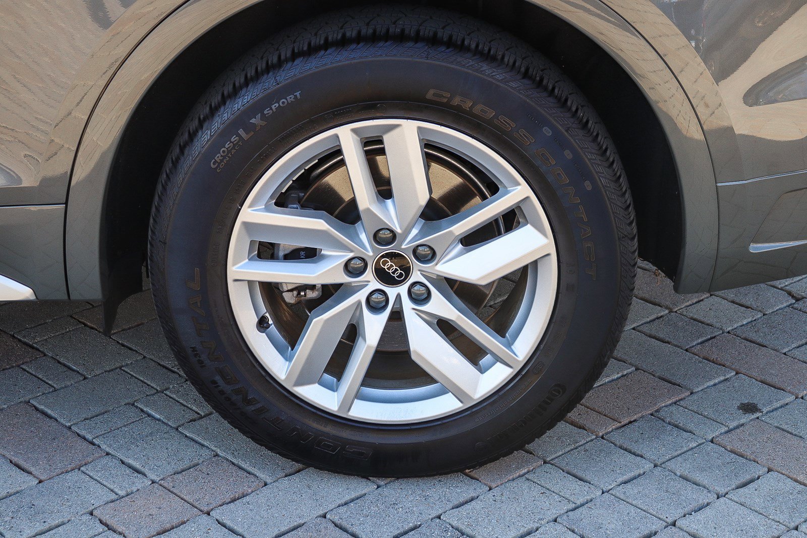 Used 2024 Audi Q5 2.0T Premium image 11