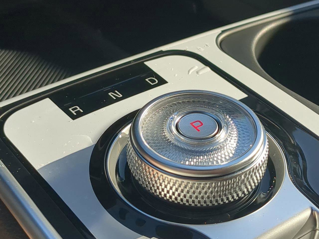 New 2026 Kia Carnival EX image 17