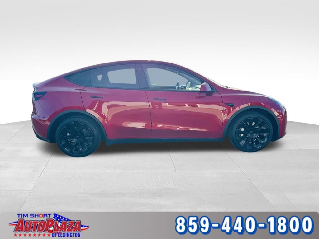 Used 2021 Tesla Model Y Long Range image 10