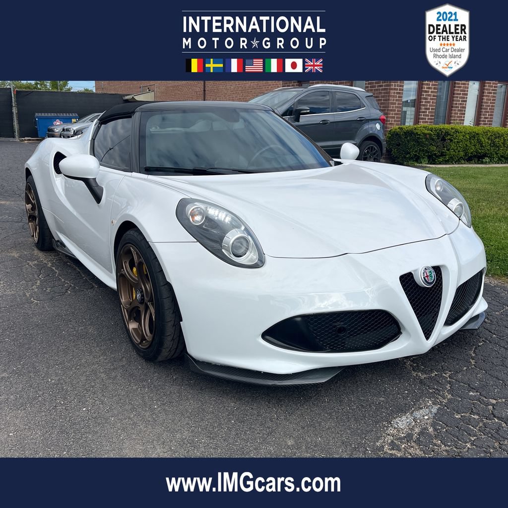 Used 2018 Alfa Romeo 4C Spider RWD image 1
