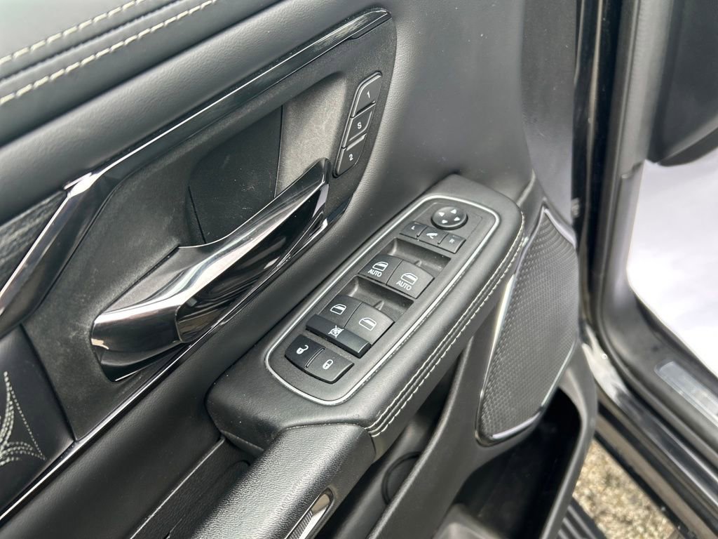 Used 2022 RAM 1500 Limited AWD/4WD image 12