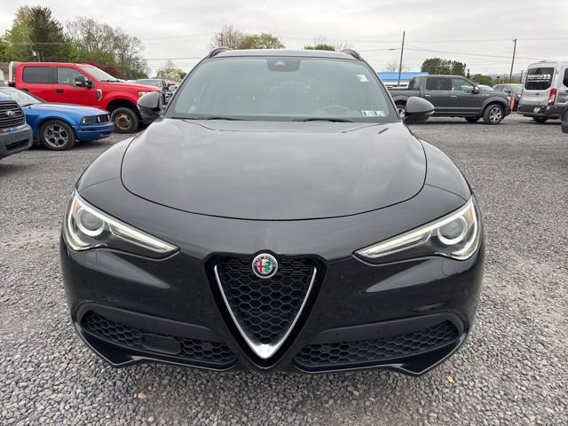 Used 2022 Alfa Romeo Stelvio Ti AWD/4WD image 3