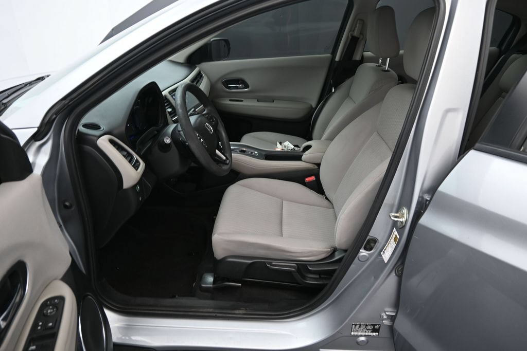 Used 2017 Honda HR-V EX image 17