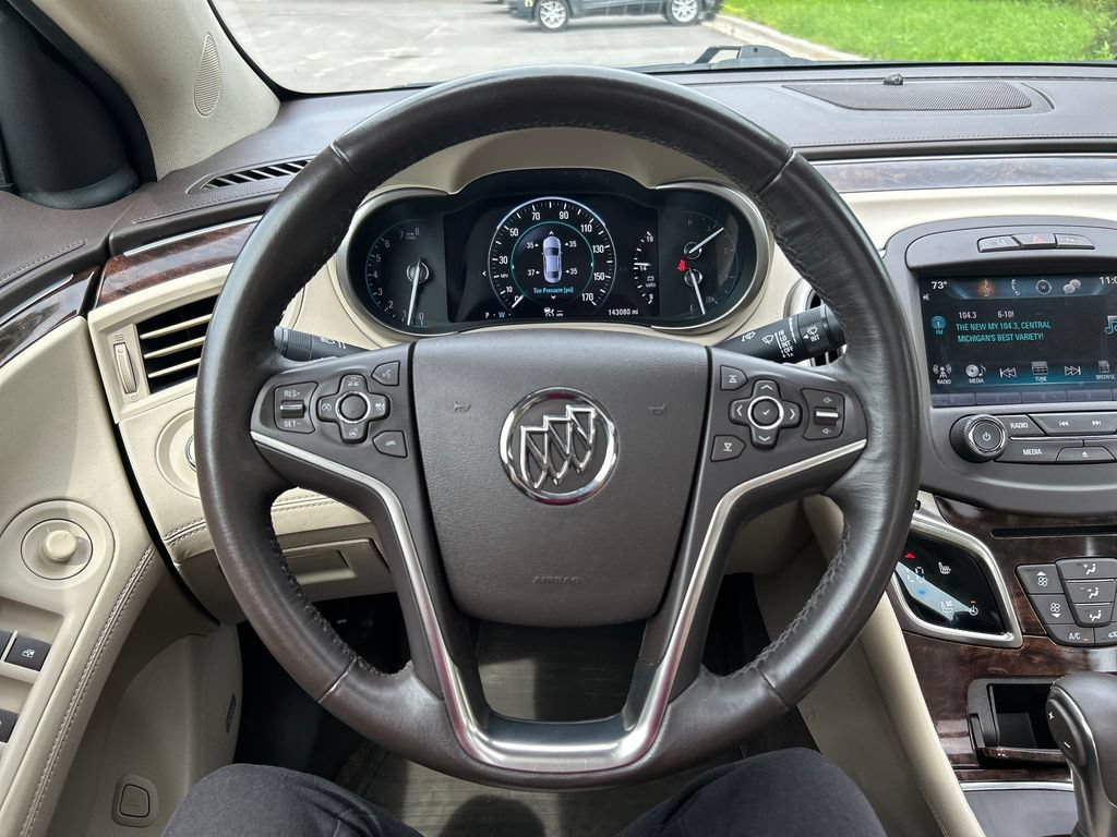 Used 2016 Buick LaCrosse Premium w/ Driver Confidence Package #1 AWD/4WD image 25