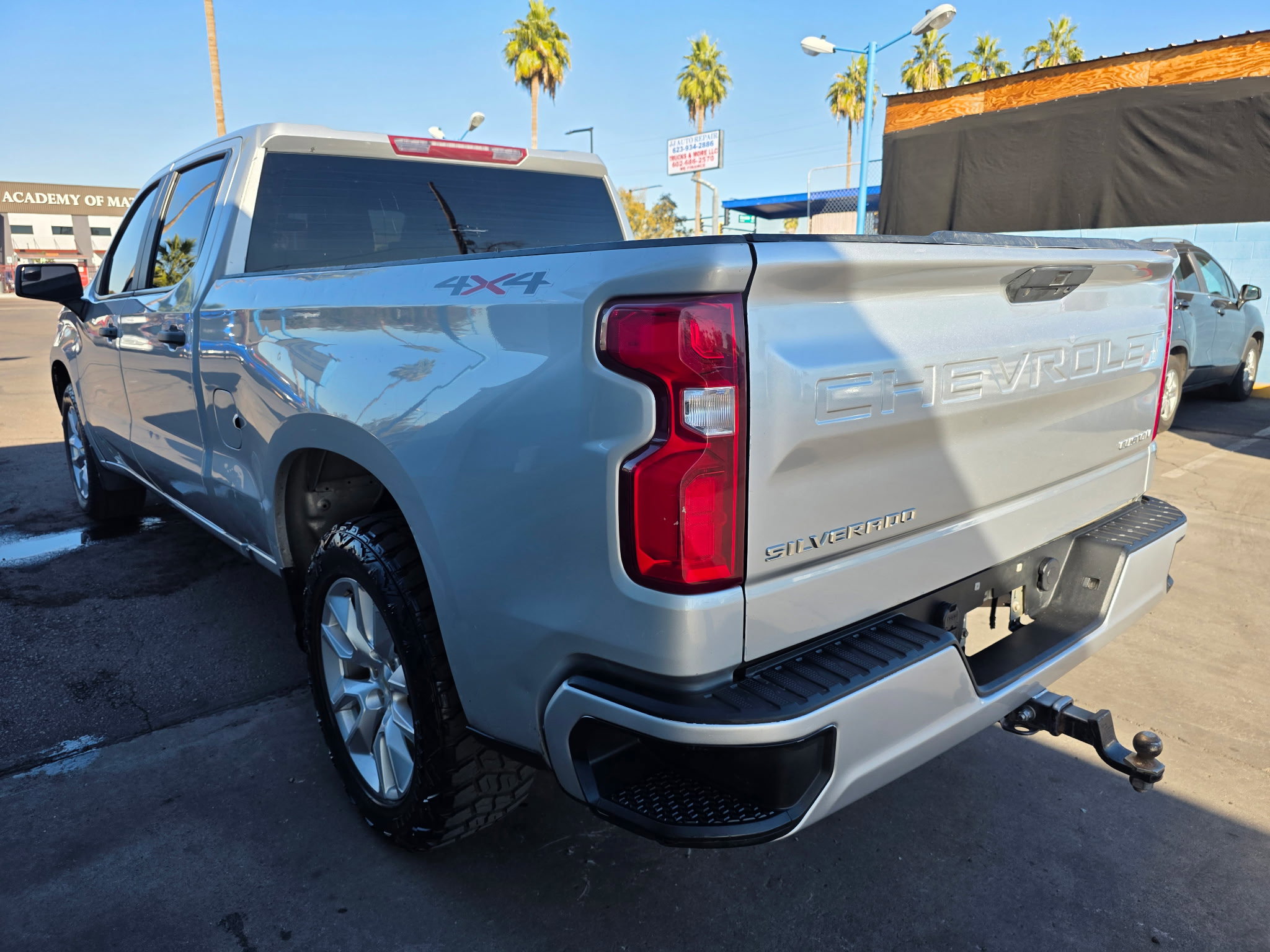 Used 2021 Chevrolet Silverado 1500 Custom image 4