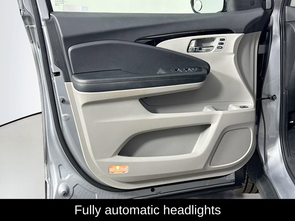 Used 2019 Honda Pilot Touring image 16
