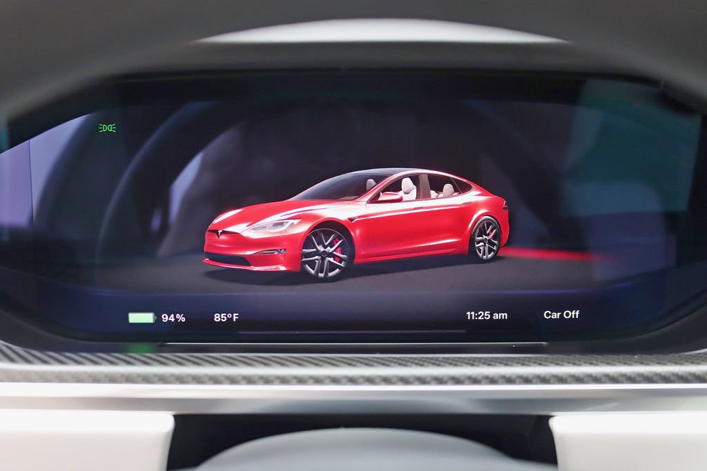 Used 2023 Tesla Model S Plaid AWD/4WD image 16