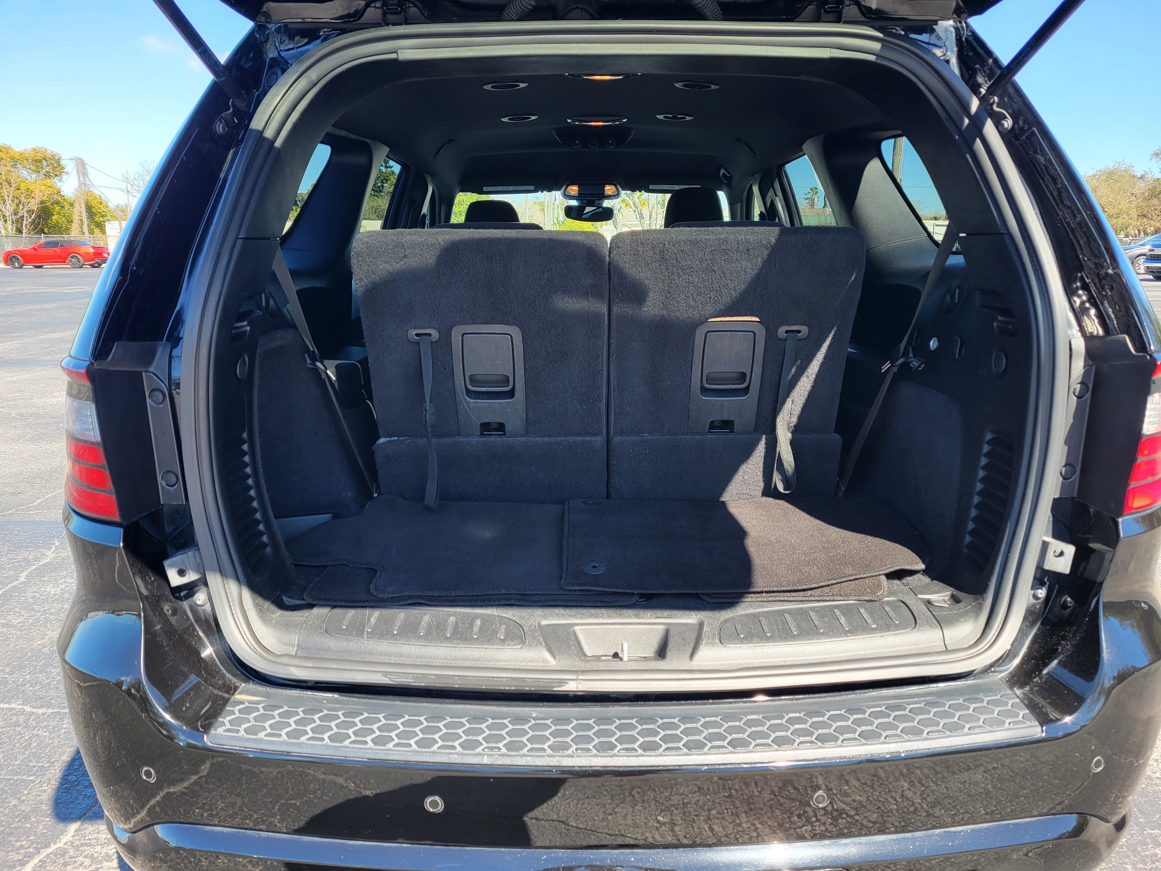 Used 2022 Dodge Durango SXT w/ Blacktop Package image 7