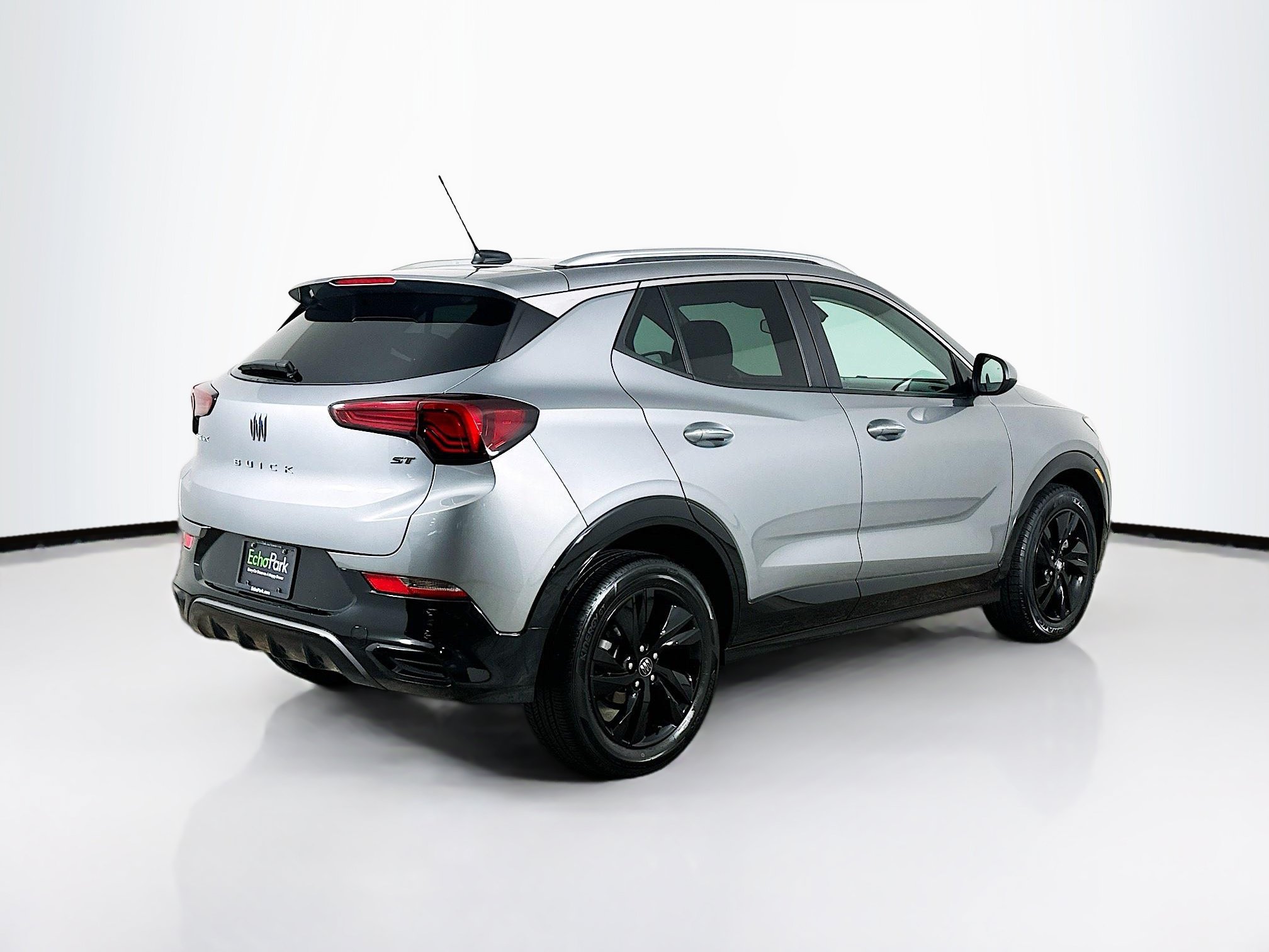 Used 2024 Buick Encore GX Sport Touring FWD image 9