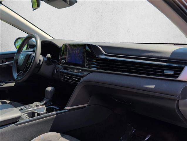 Used 2025 Toyota Camry LE image 24