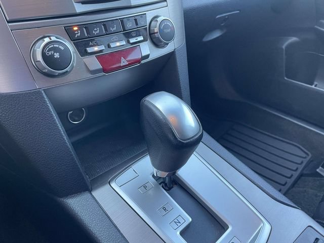 Used 2014 Subaru Outback 2.5i Premium AWD/4WD image 30