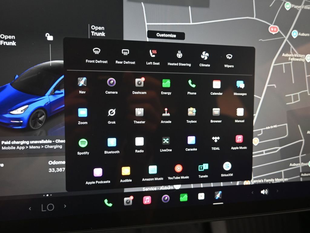 Used 2023 Tesla Model 3 Standard Range image 17