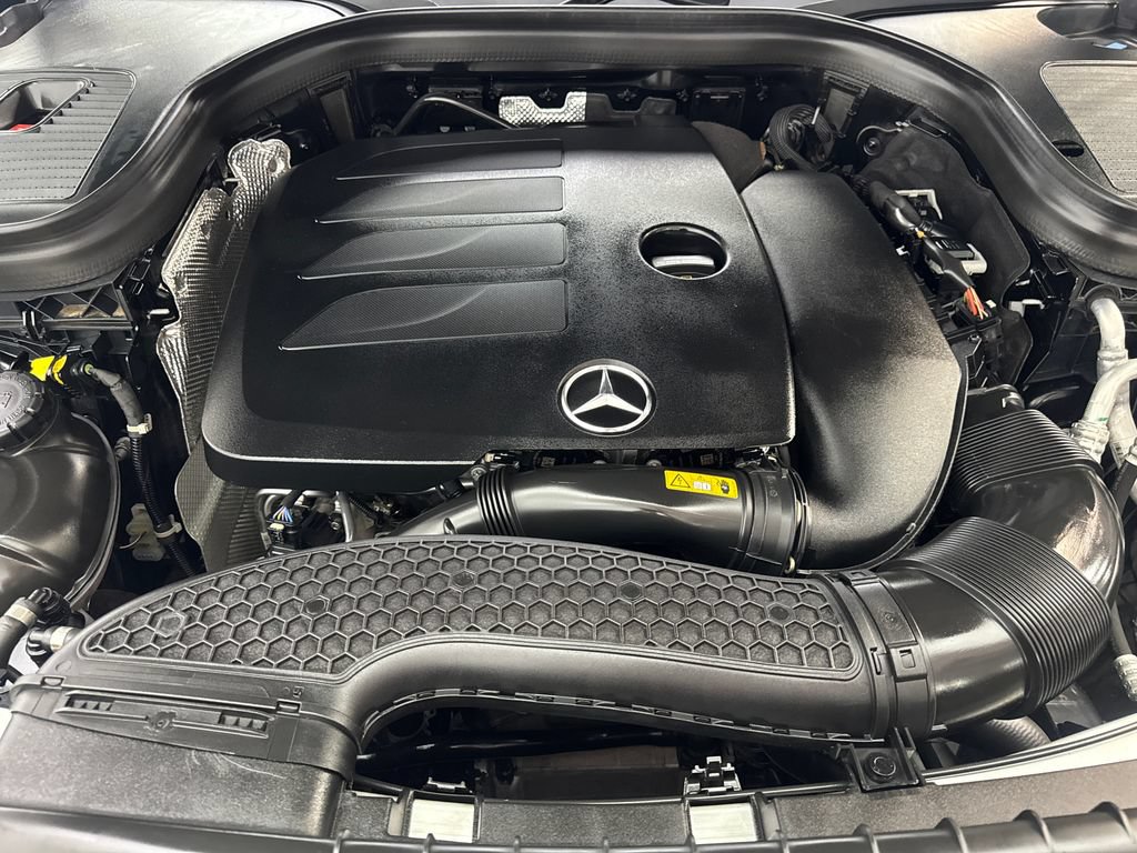 Used 2022 Mercedes-Benz GLC 300 w/ AMG Line image 74