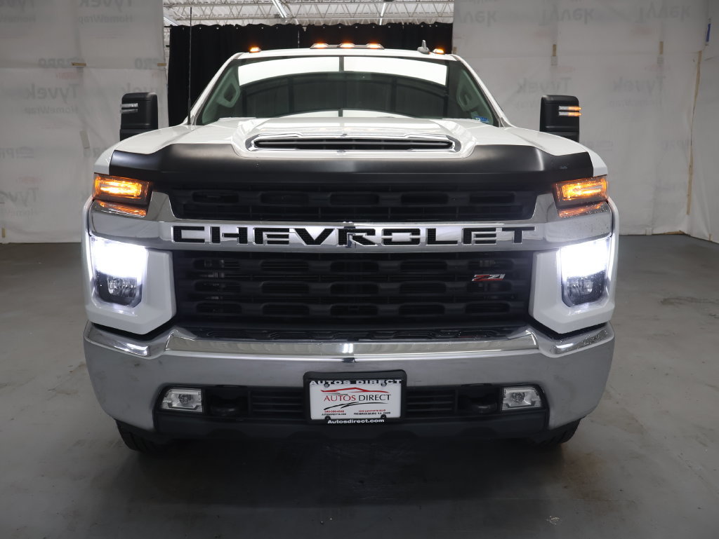 Used 2022 Chevrolet Silverado 3500 LT w/ Convenience Package AWD/4WD image 2