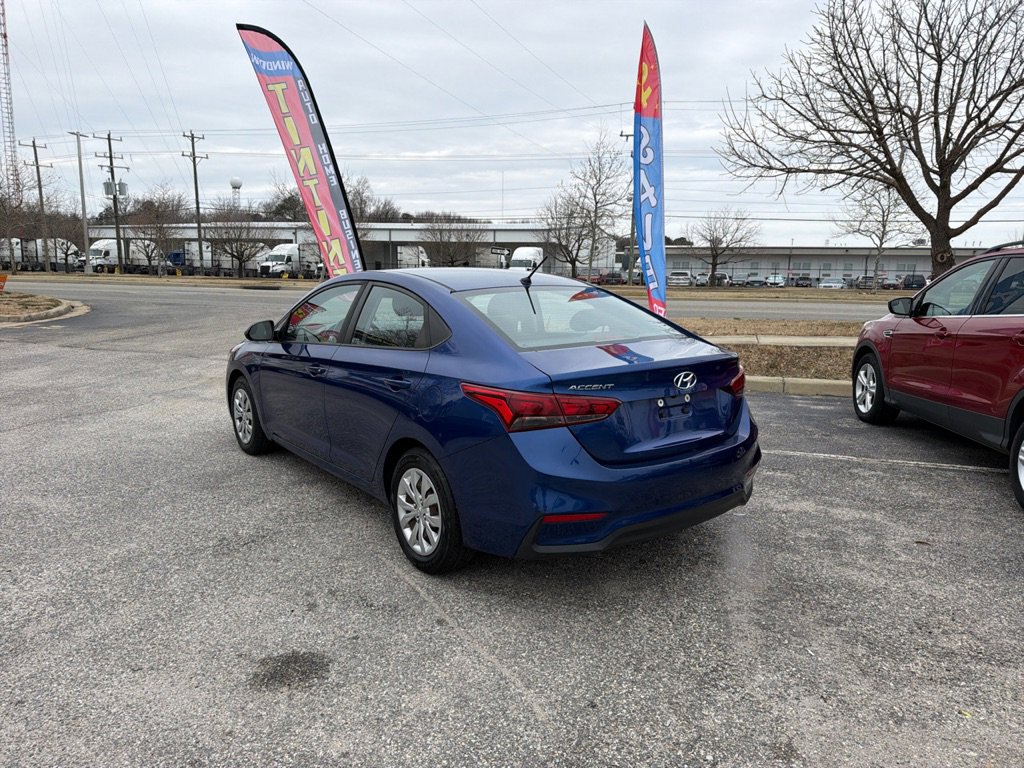 Used 2018 Hyundai Accent SE image 3