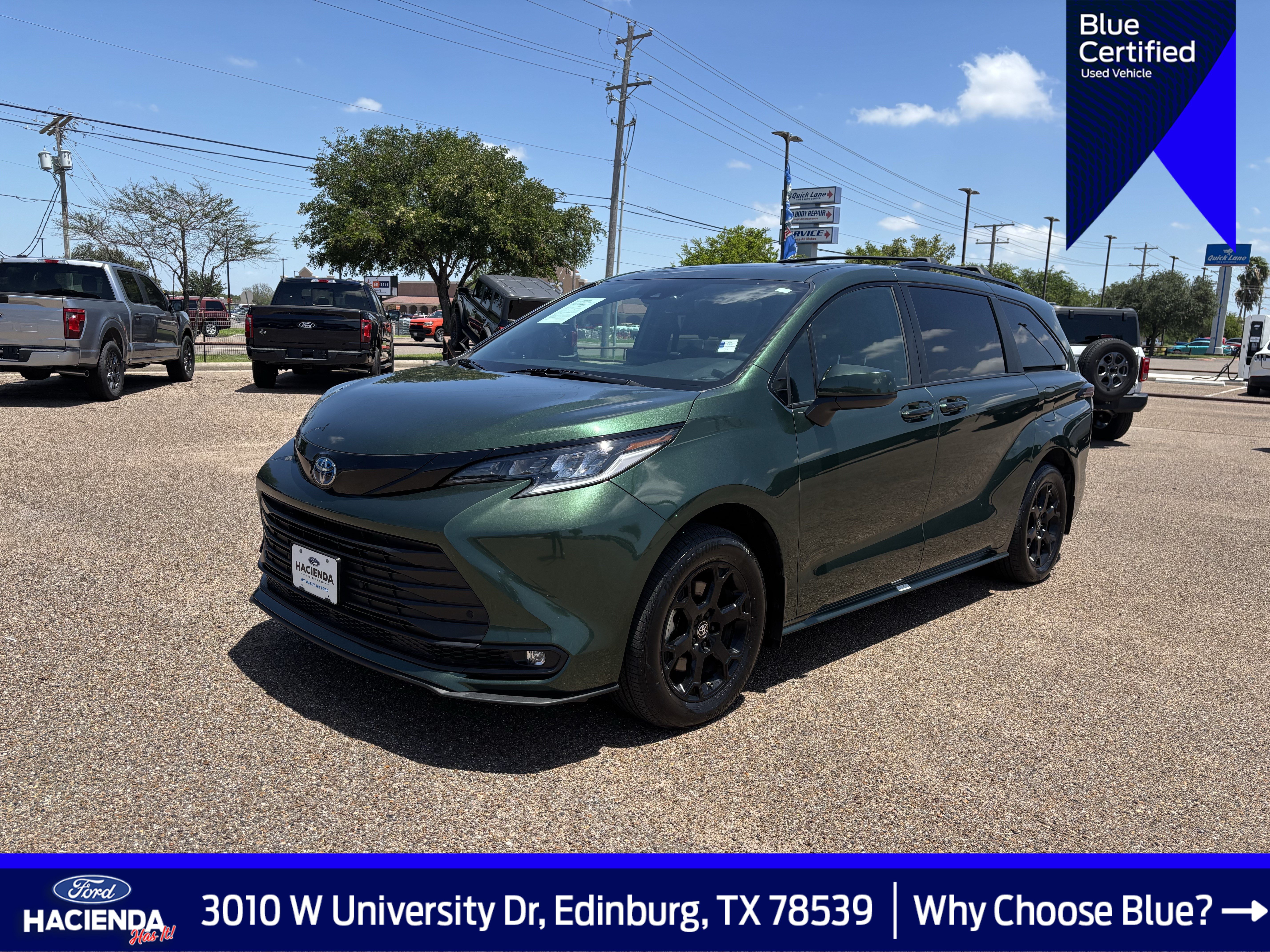 Used 2025 Toyota Sienna XLE Woodland Edition