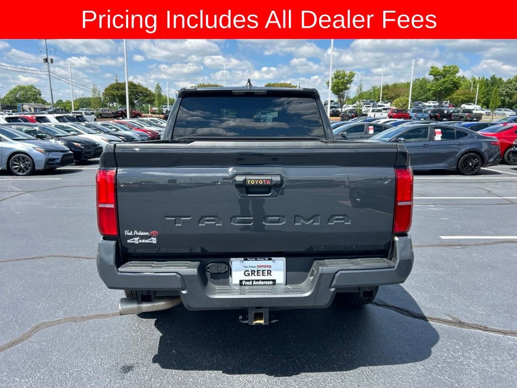 Used 2025 Toyota Tacoma SR5 AWD/4WD image 15