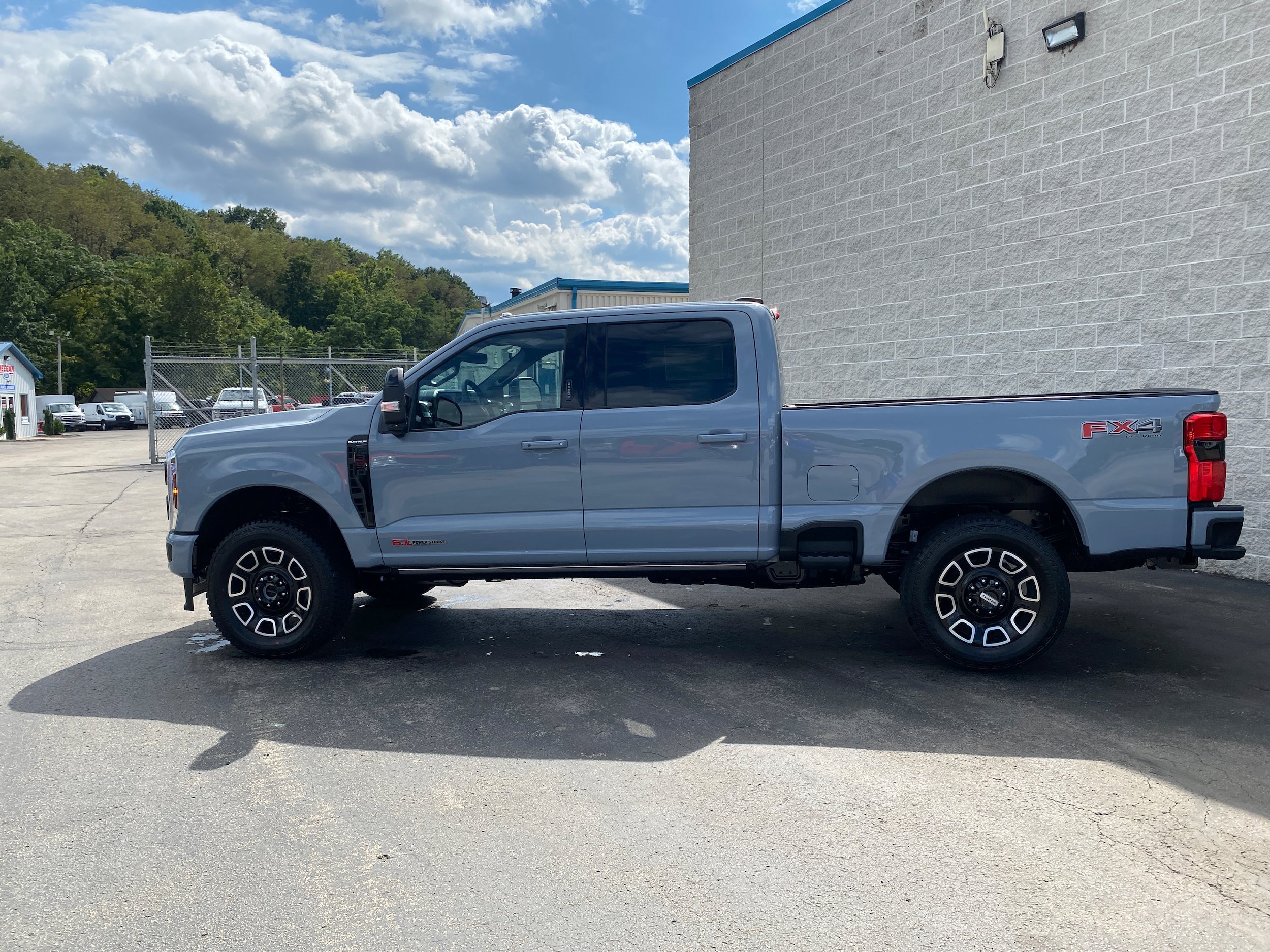 New 2026 Ford F350 Platinum w/ FX4 Off-Road Package AWD/4WD image 5