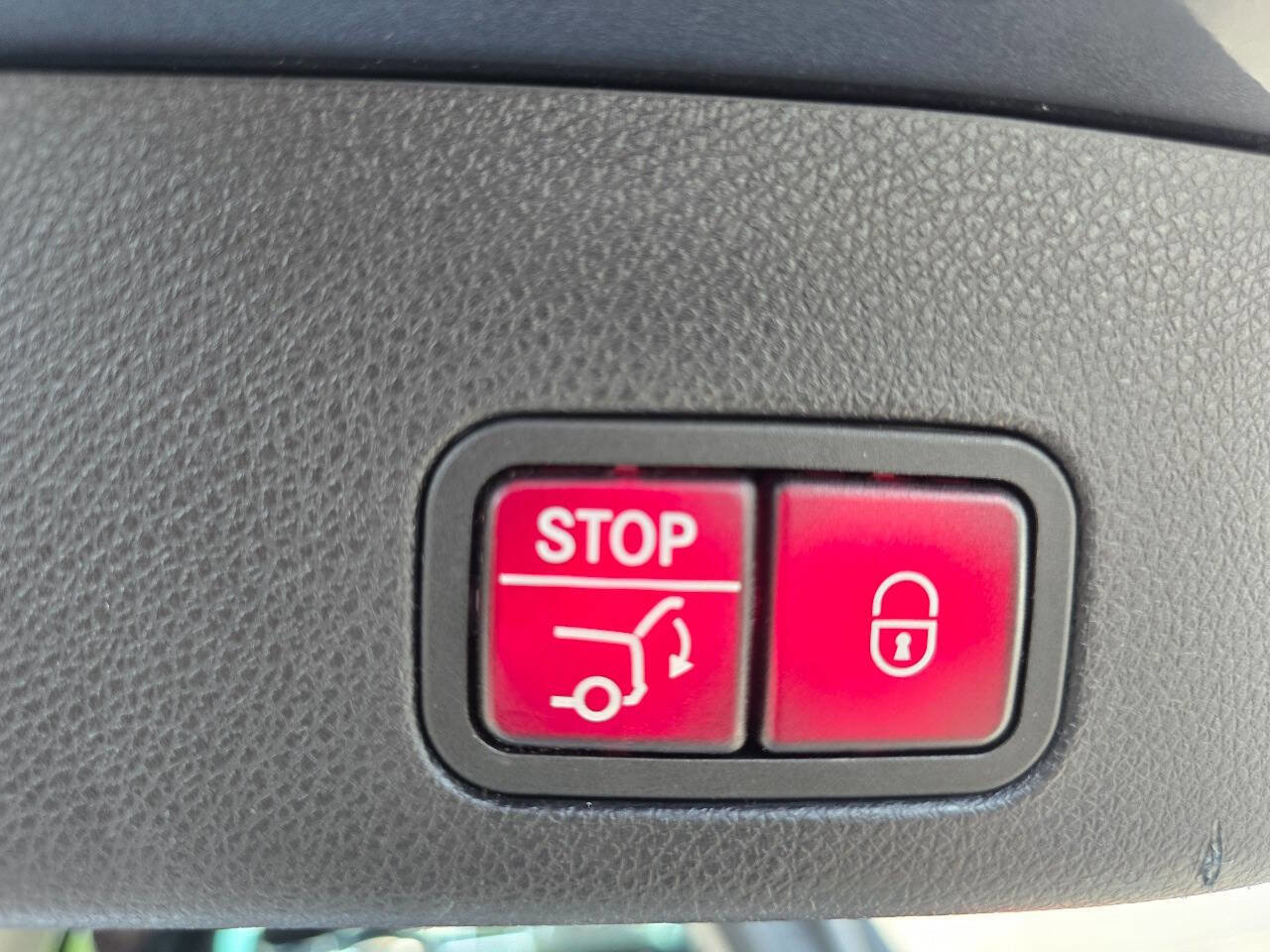 Used 2016 Mercedes-Benz GL 450 4MATIC w/ Premium I Package image 25