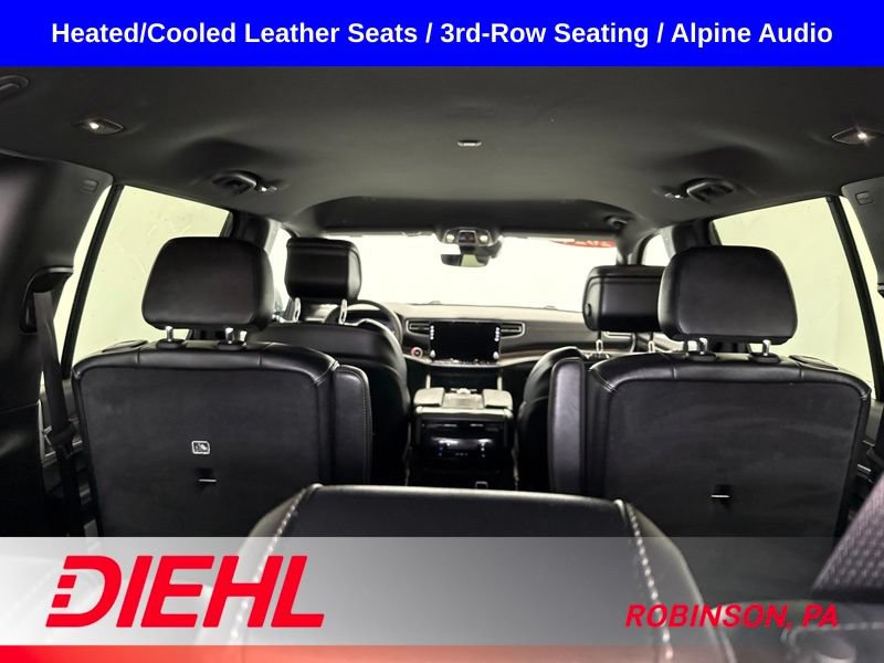 Used 2024 Jeep Wagoneer Series III AWD/4WD image 11
