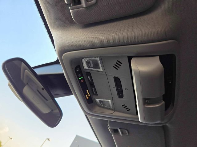 Used 2025 Chevrolet Blazer LT w/ Midnight/Sport Edition image 28