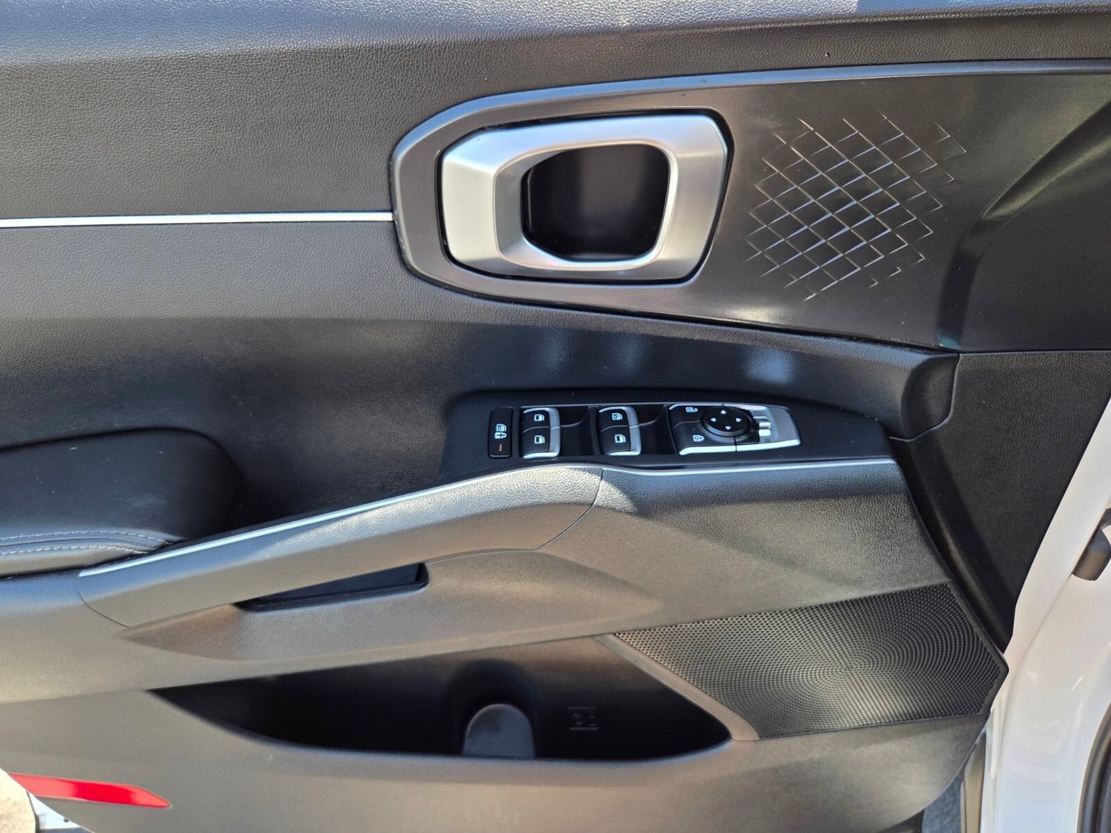 Used 2022 Kia Sorento S w/ Panoramic Sunroof Package FWD image 18