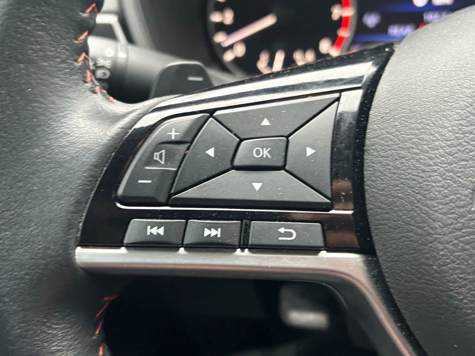 Used 2023 Nissan Altima 2.5 SR w/ SR Premium Package image 51