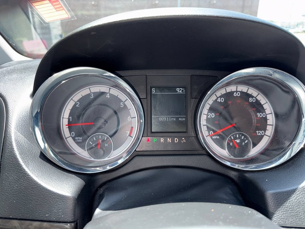 Used 2016 Dodge Grand Caravan SXT w/ Rear Park Assist Package FWD image 20