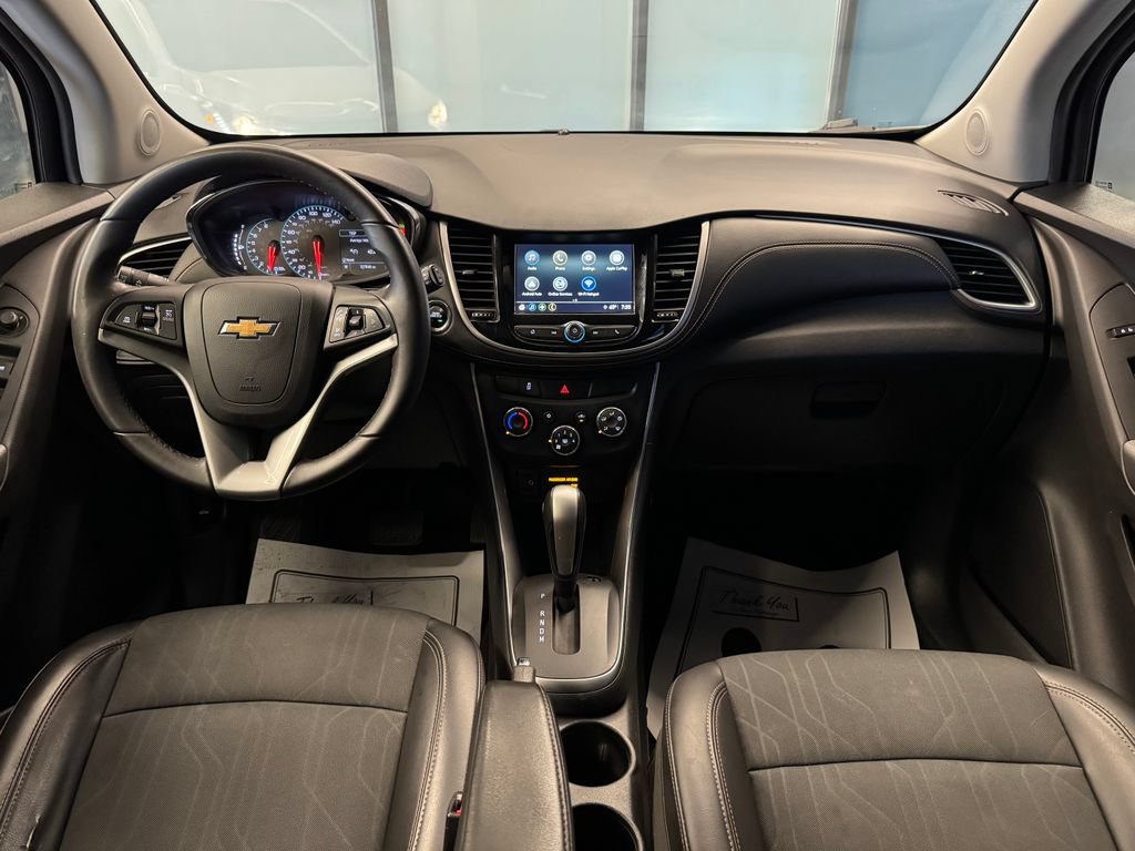 Used 2018 Chevrolet Trax LT w/ LT Convenience Package AWD/4WD image 9
