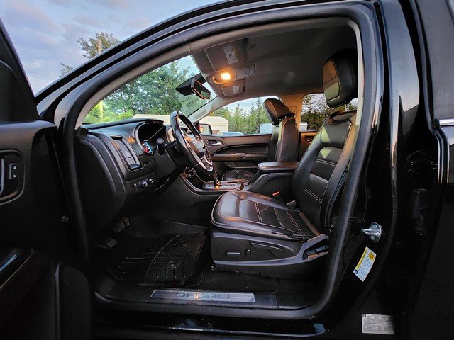 Used 2018 GMC Canyon Denali image 10