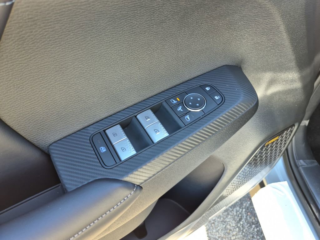 New 2026 Mitsubishi Outlander SE image 40