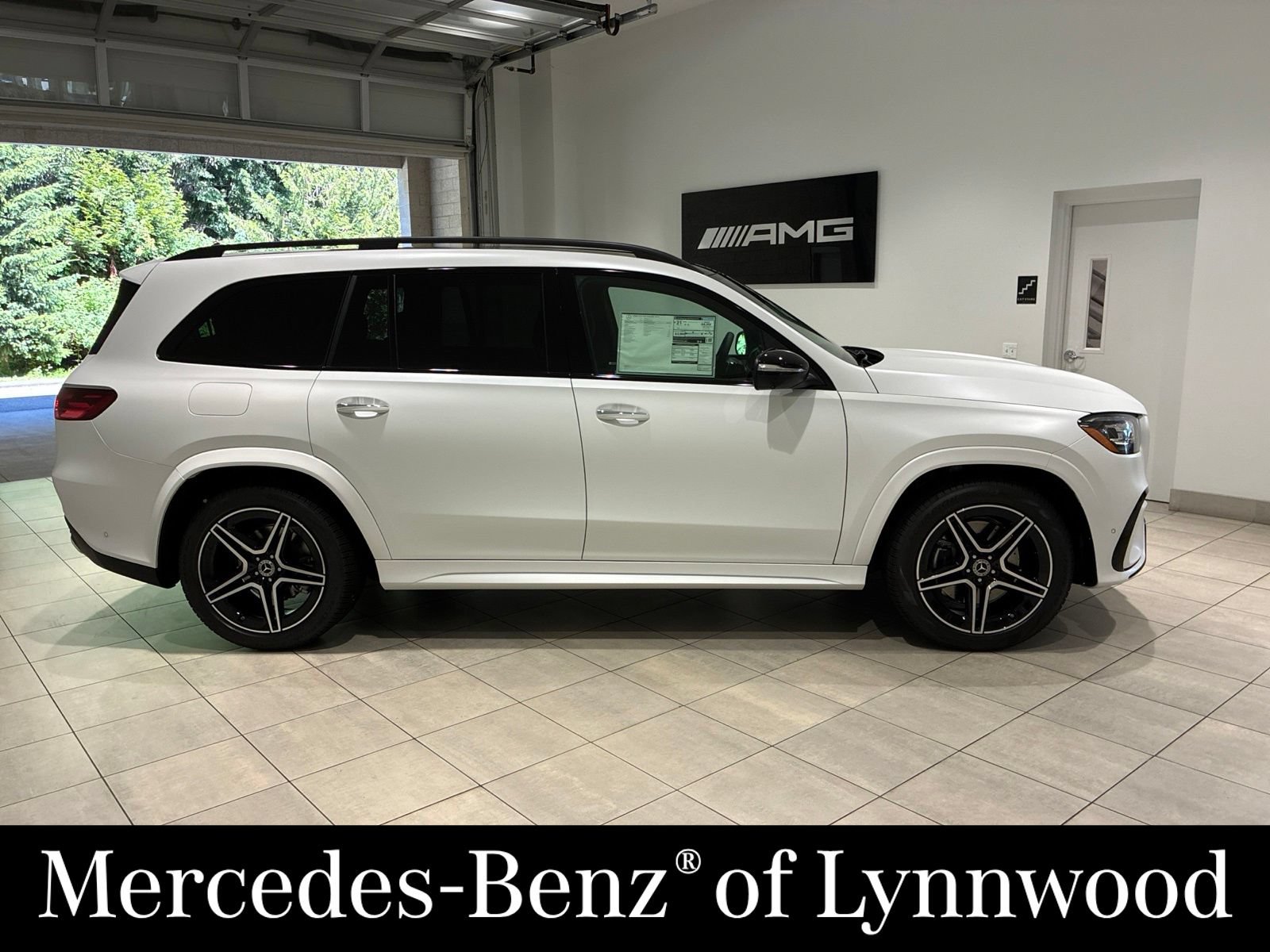 New 2026 Mercedes-Benz GLS 450 4MATIC image 3