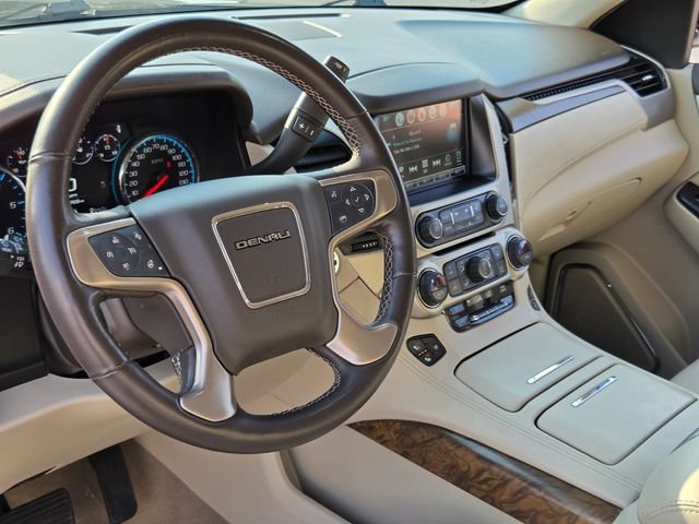 Used 2019 GMC Yukon Denali w/ Denali Ultimate Package AWD/4WD image 9