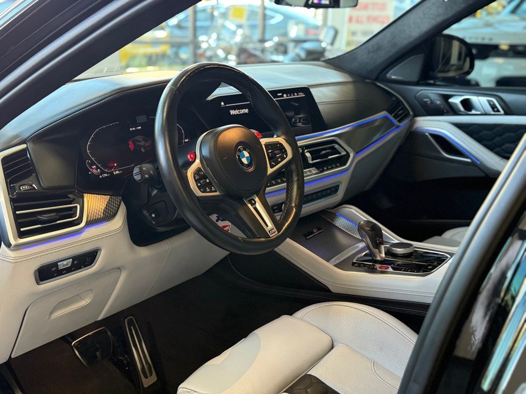 Used 2022 BMW X6 M Competition w/ Competition Package image 16