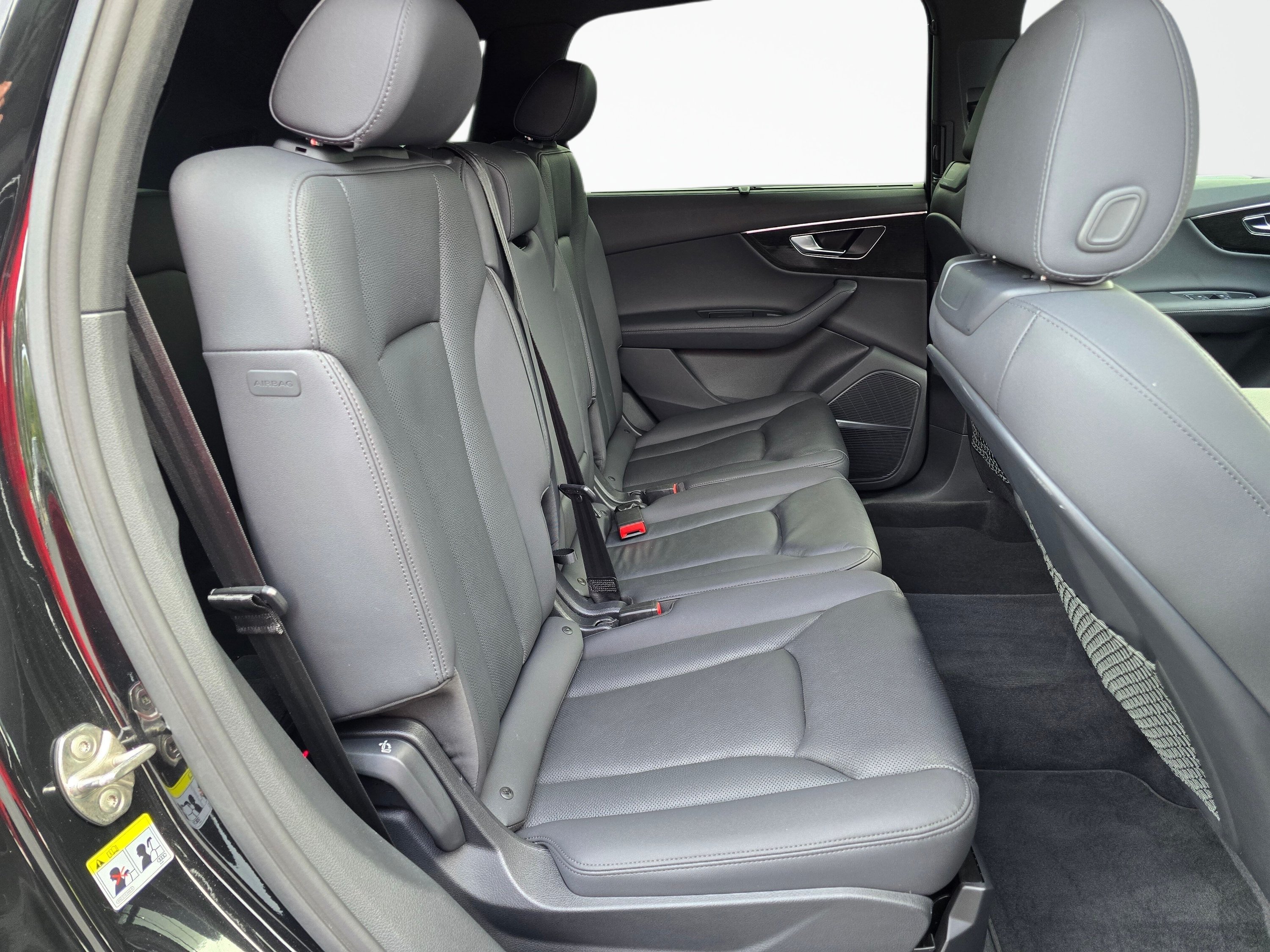 Used 2023 Audi Q7 3.0T Prestige AWD/4WD image 26