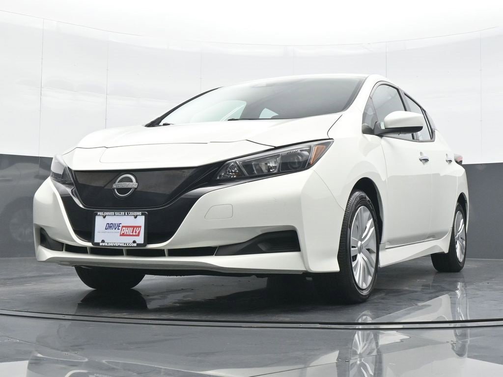 Used 2023 Nissan Leaf S image 16
