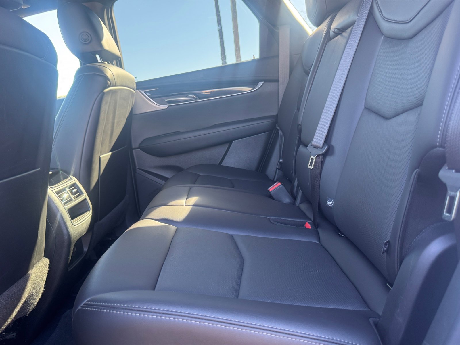 Used 2021 Cadillac XT5 Premium Luxury image 17