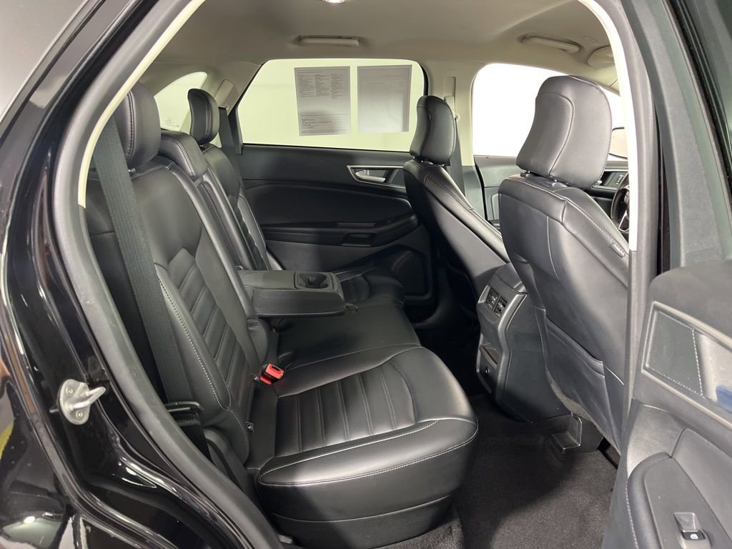 Used 2024 Ford Edge SEL AWD/4WD image 12