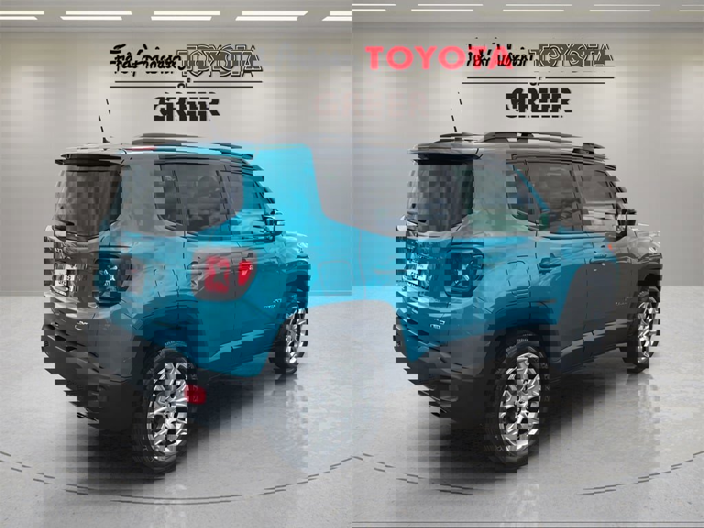 Used 2022 Jeep Renegade Limited image 18