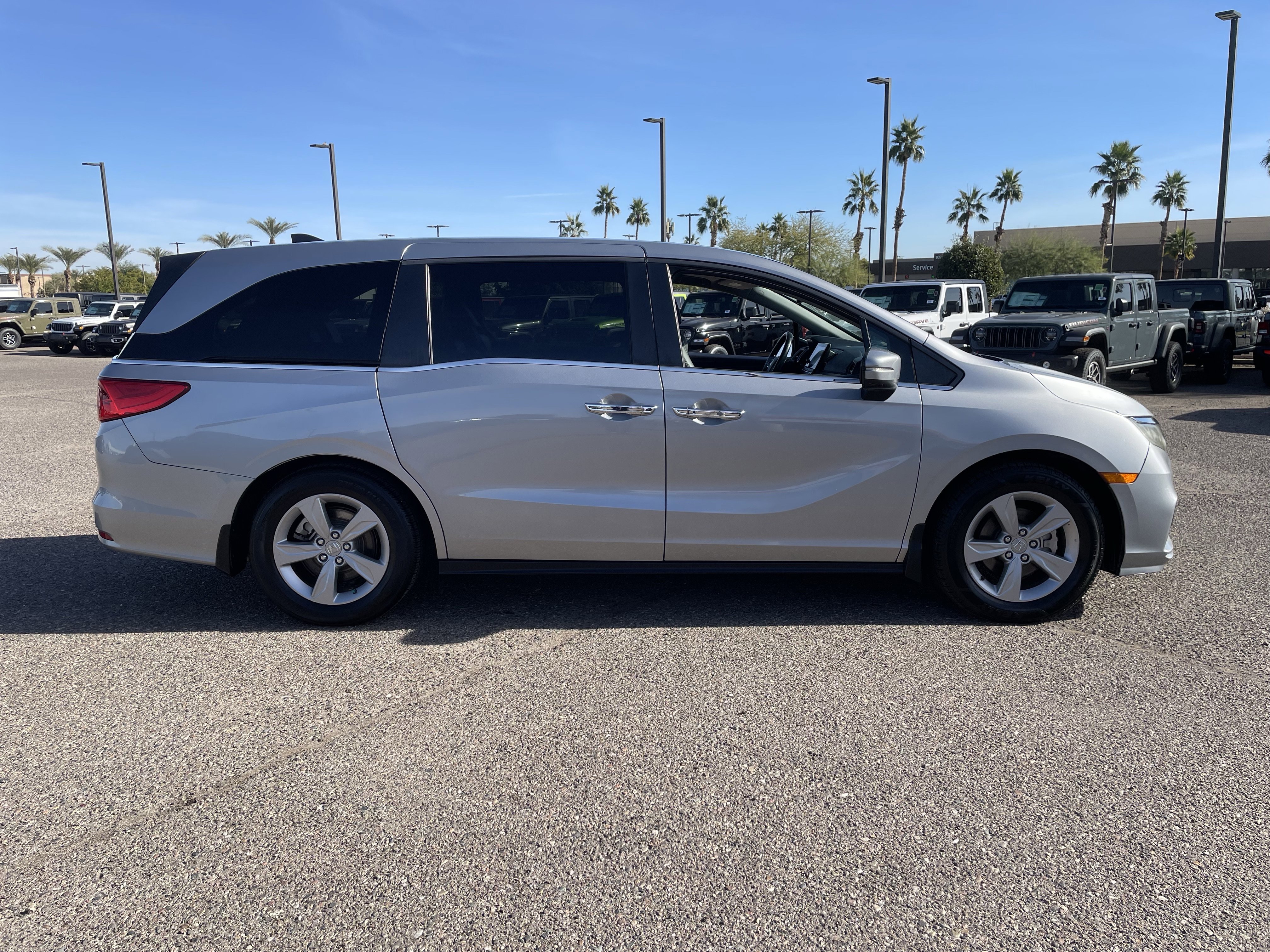 Used 2018 Honda Odyssey EX-L image 6