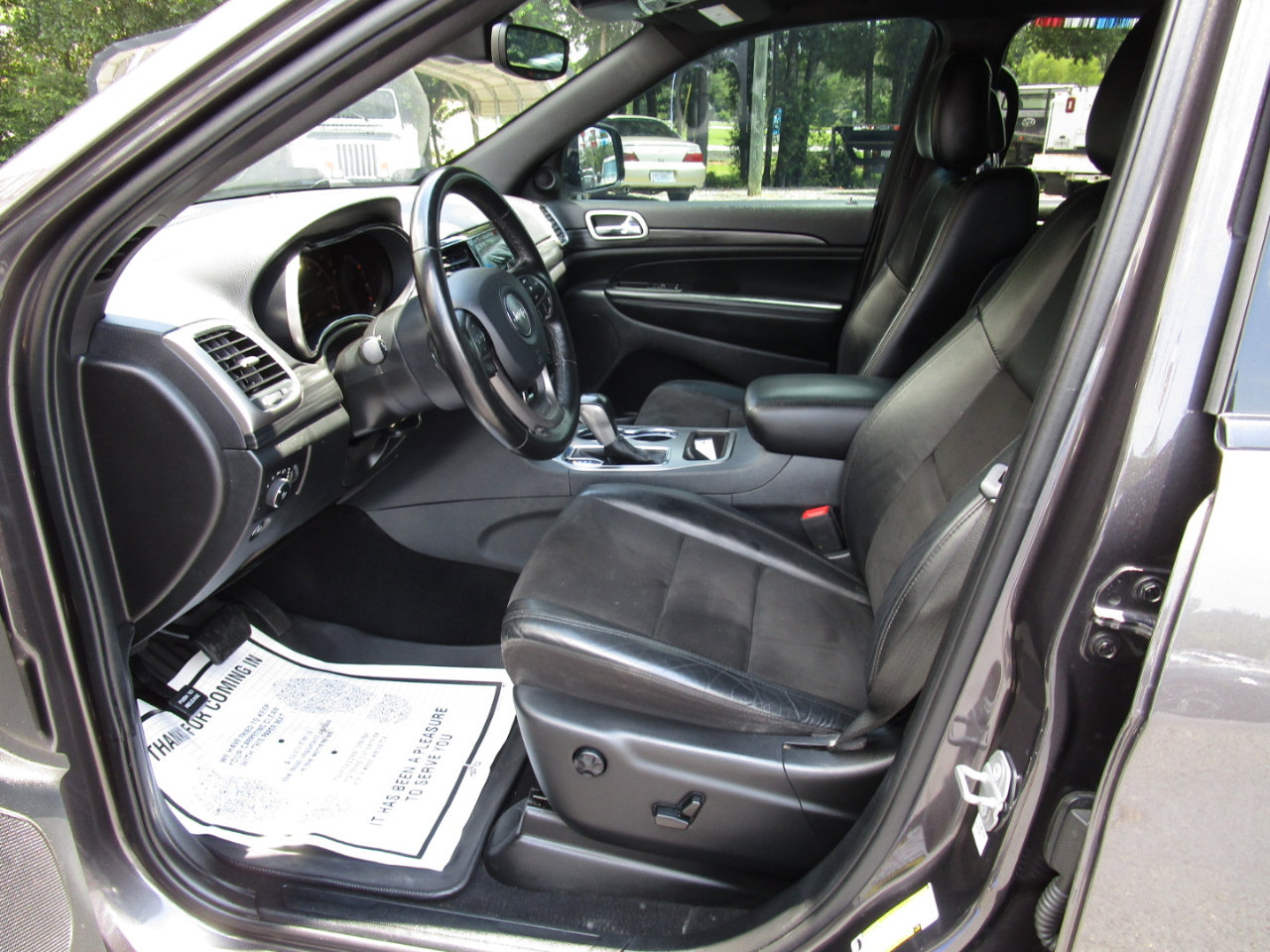Used 2020 Jeep Grand Cherokee Altitude image 17